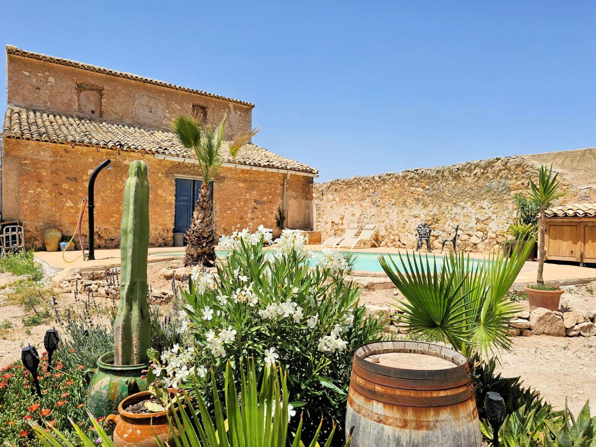 Casa Rodriguillo Bed & Breakfast Pinoso Bagian luar foto